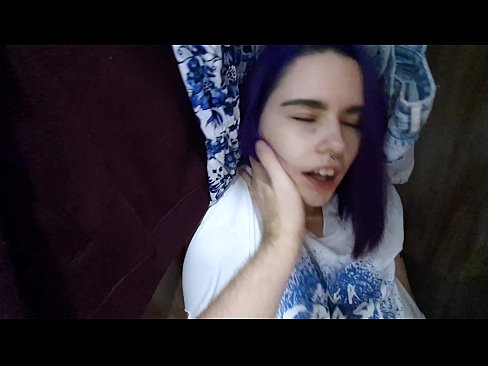 ❤️ Хоҳарамро дар ҷевон ёфт ва ба ӯ кӯмак кард Порно босифат дар порно tg.teencumpot.ru ﹏